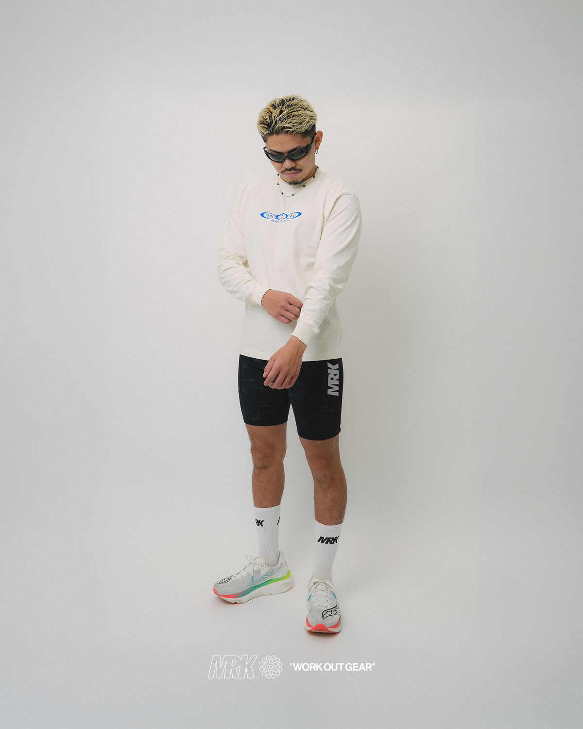 MRK LONG SLEEVE TEE FADE WHITE